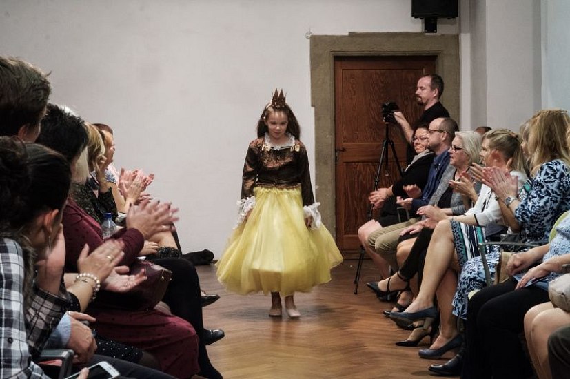 20181104170548-0487f825-me