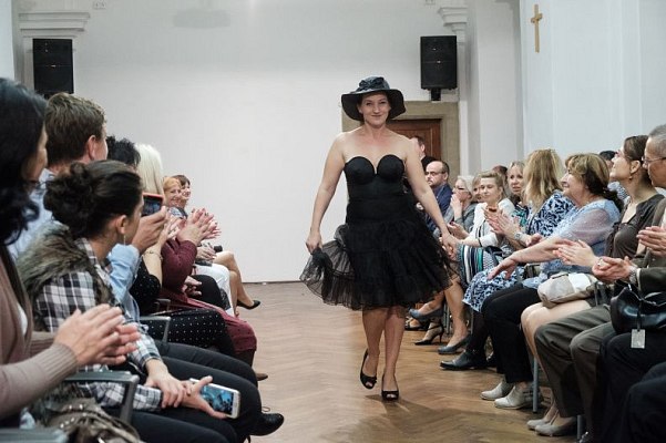 20181104163632-a351805a-me