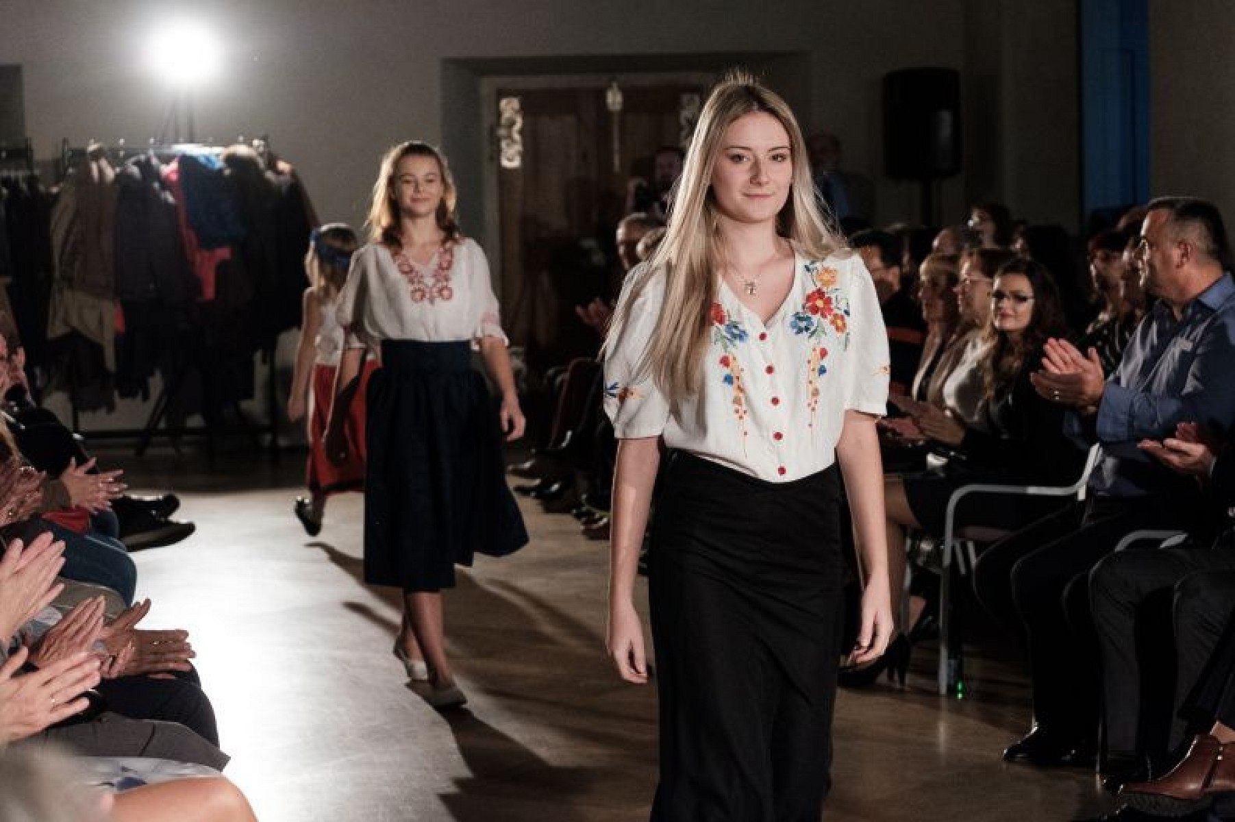 20181104193840-b376ed25-me