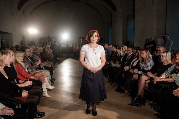 20181104192826-cd3bfe43-me