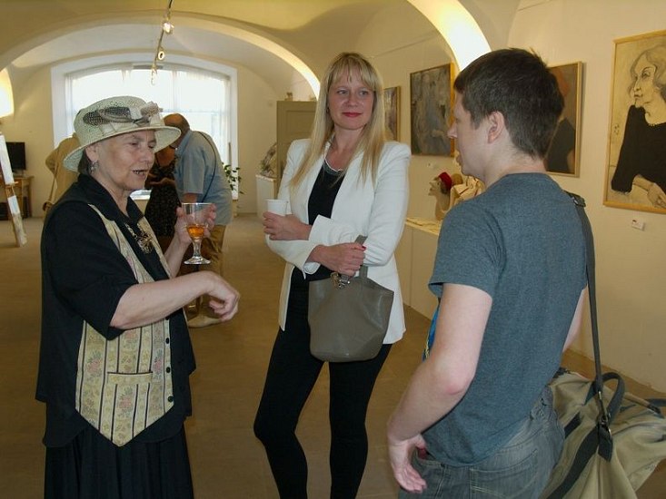 20170629235225-c0de6946-me