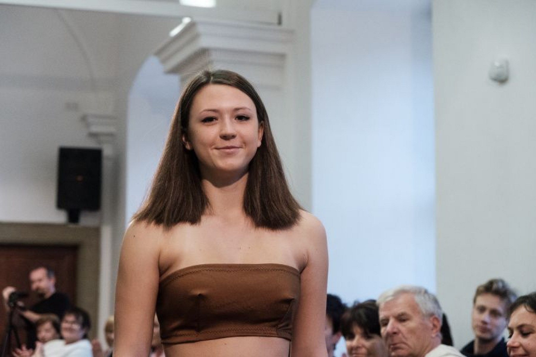 20181104175527-00715f8d-me