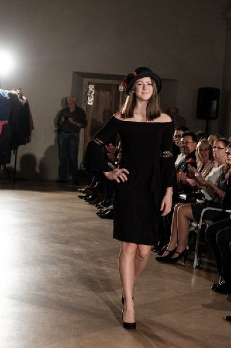 20181104200813-5fd4e683-me