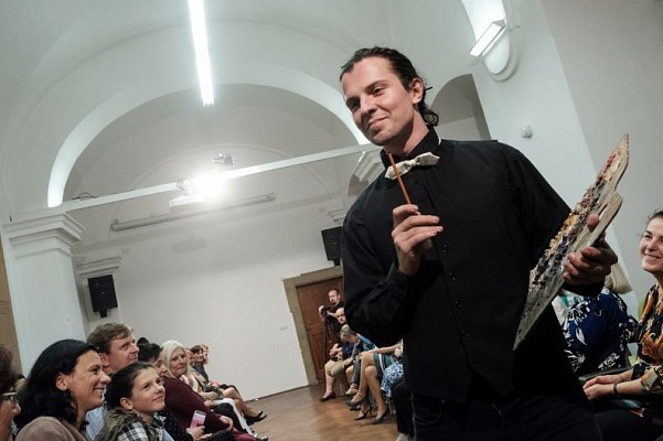 20181104164029-e042fe1c-me