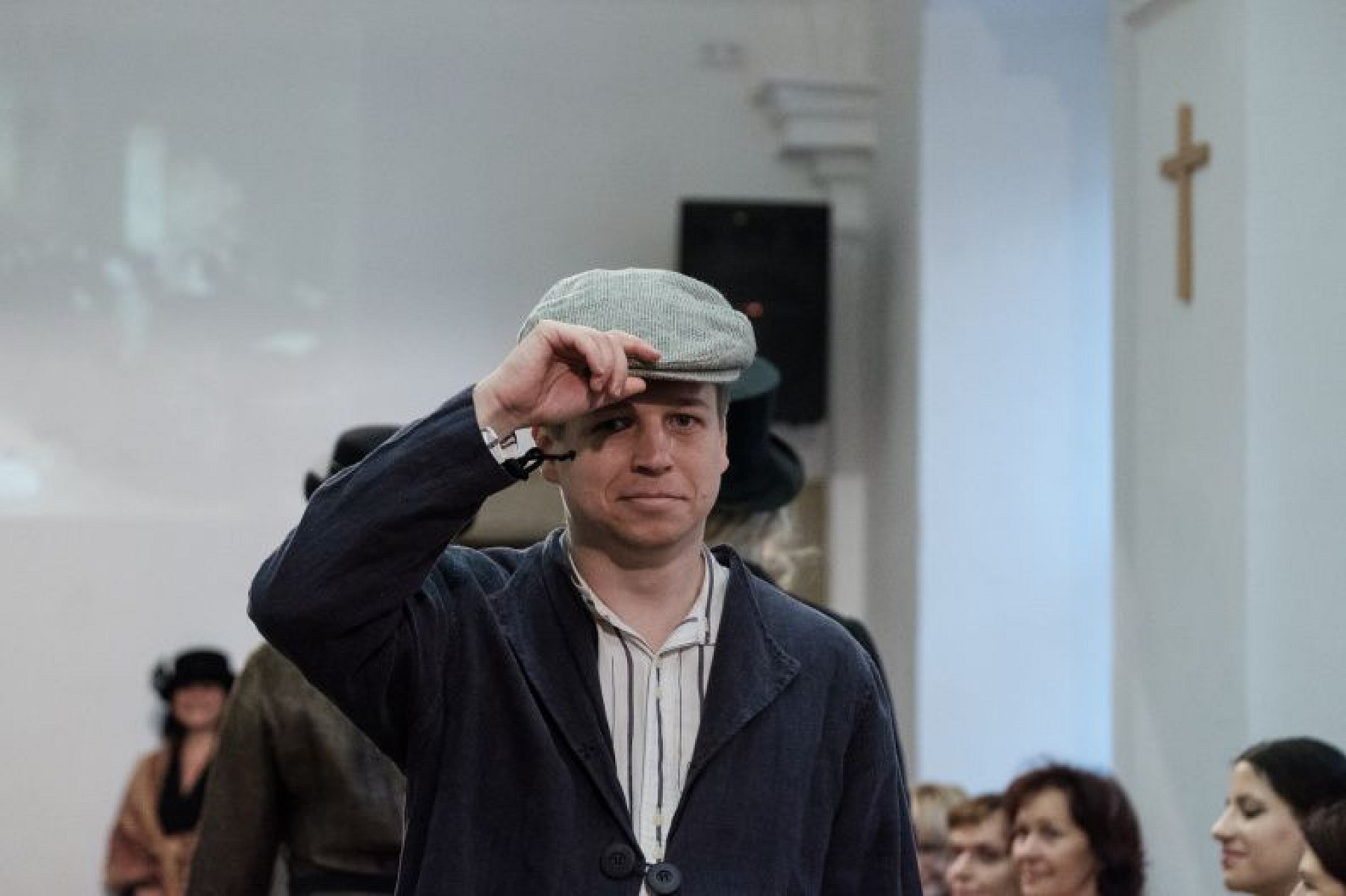 20181104180932-2e1a8ecc-me