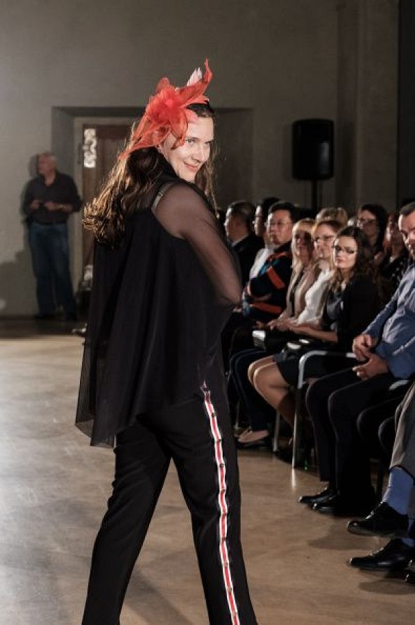 20181104201125-11adbc9b-me