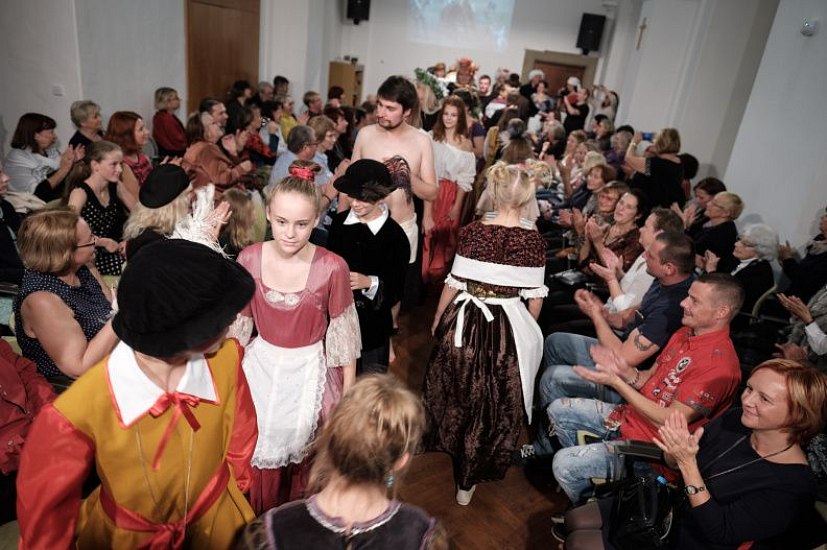 20191107224615-afb00710-me