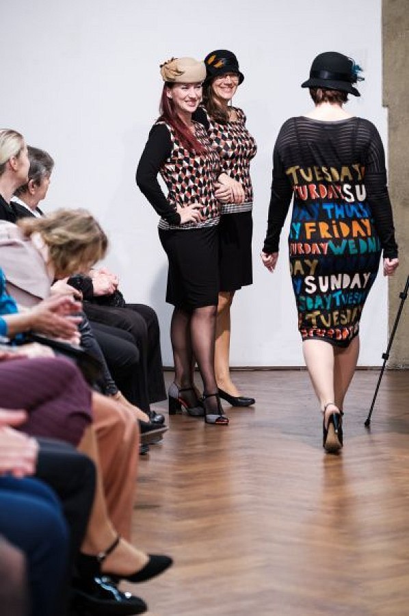 20191107213734-7c4996b2-me