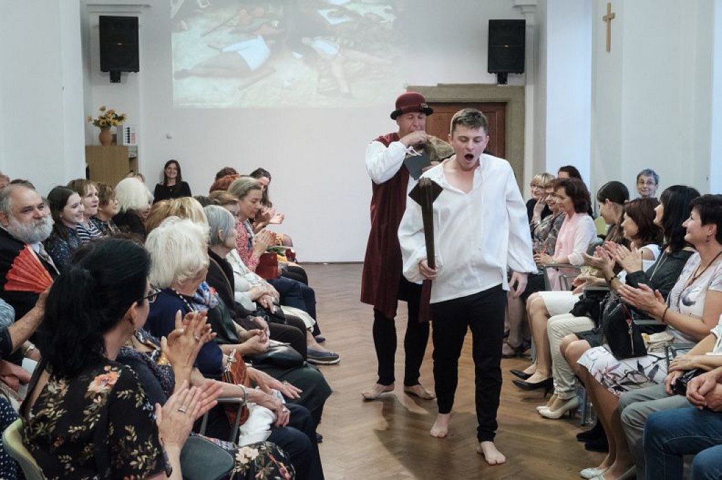 20181104181216-c60d3e9e-me