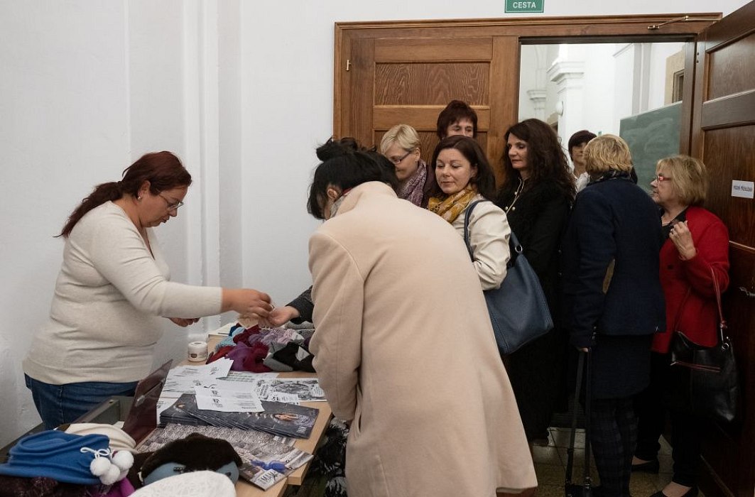 20191107204849-9b08b856-la