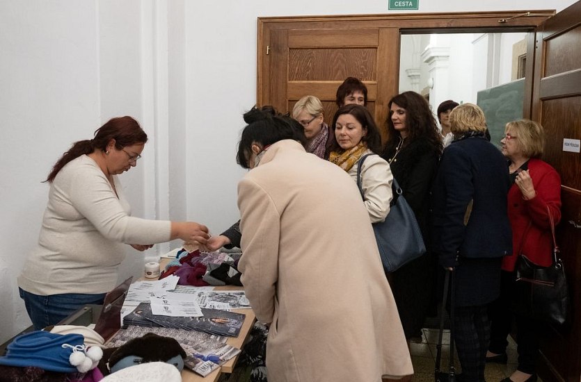 20191107204849-9b08b856-la