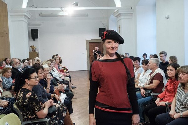 20181104180629-8ff868b0-me