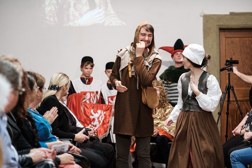 20191107214315-18ba36a6-me