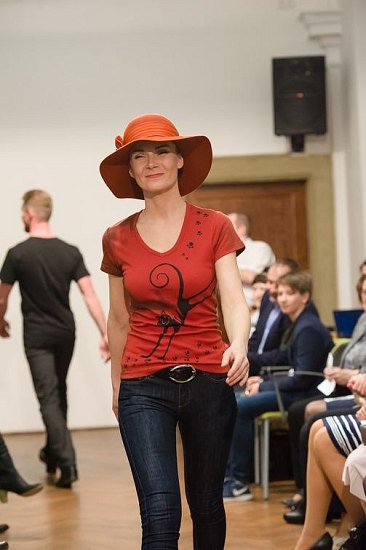 20170401172305-f794e1f8-la