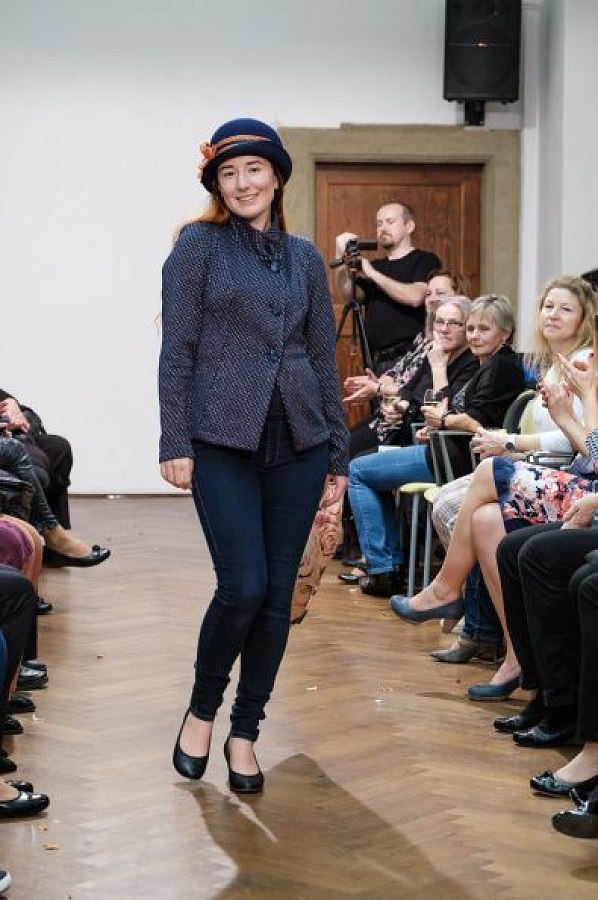 20191107215952-6c2f23a5-me