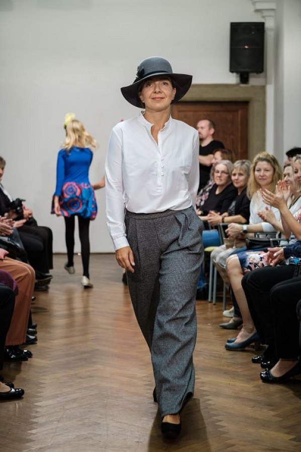 20191107211733-3d46ac2c-la