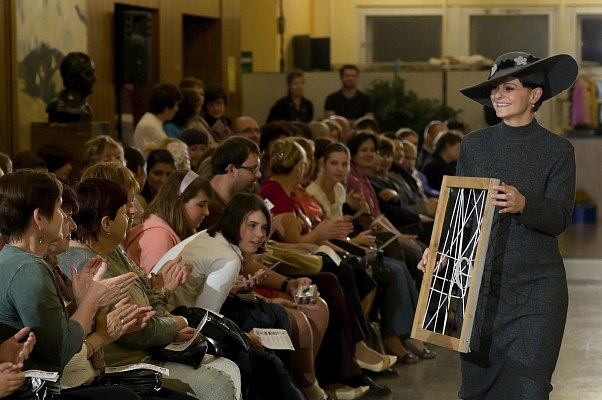 20101009-565-meluzina-m