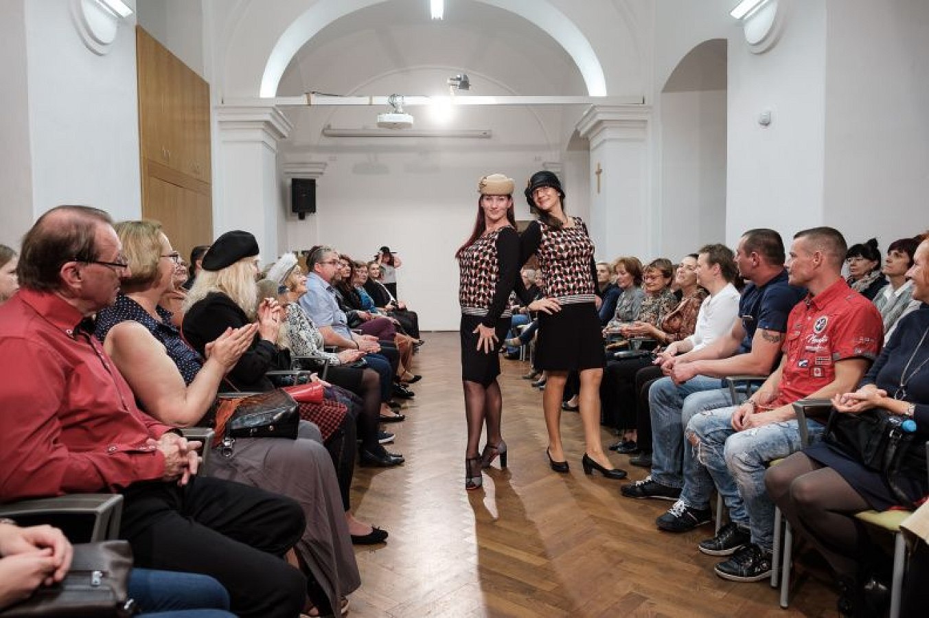 20191107213836-f62becdb-me