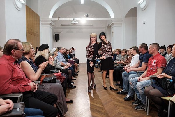 20191107213836-f62becdb-me