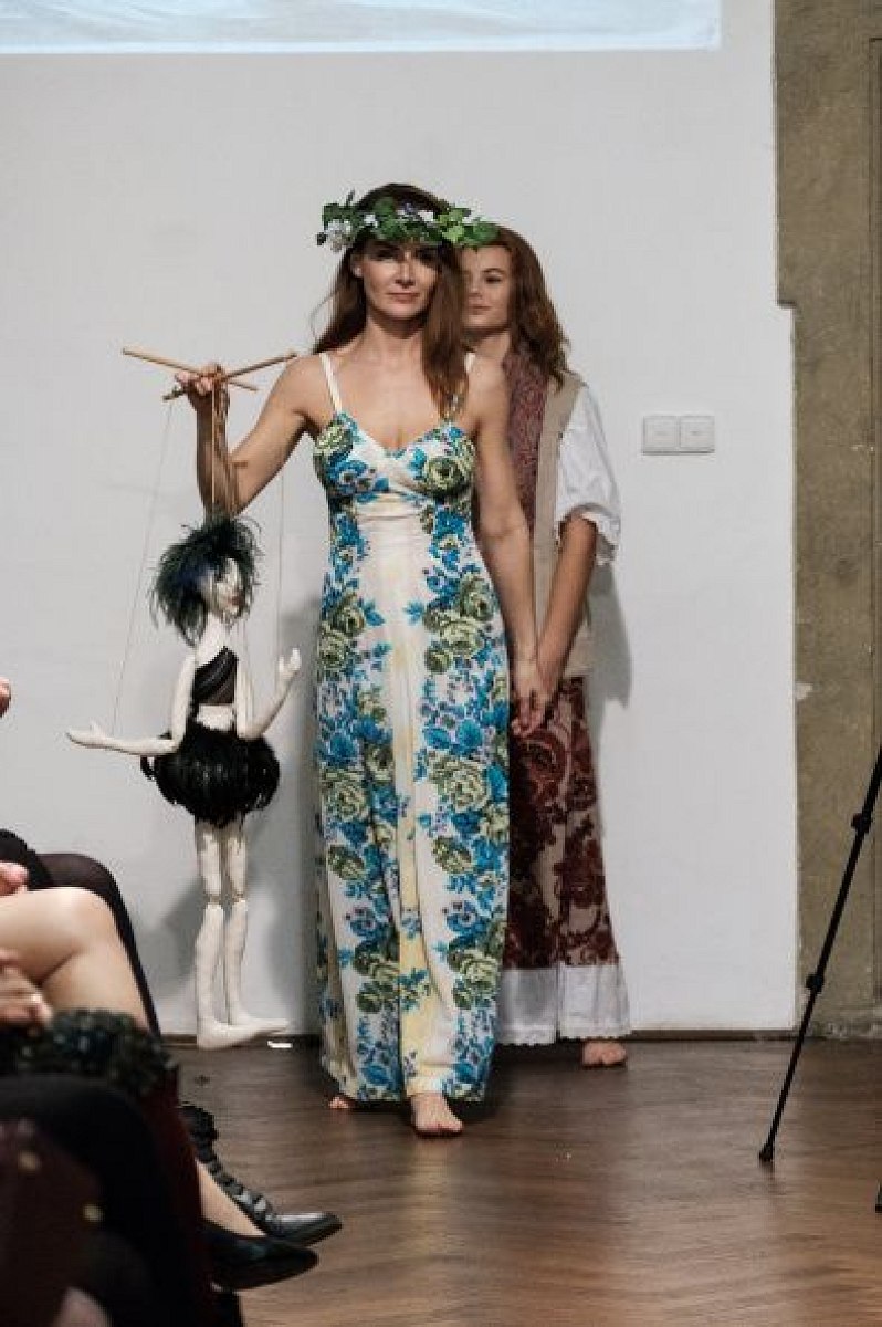 20181104165653-10939247-me