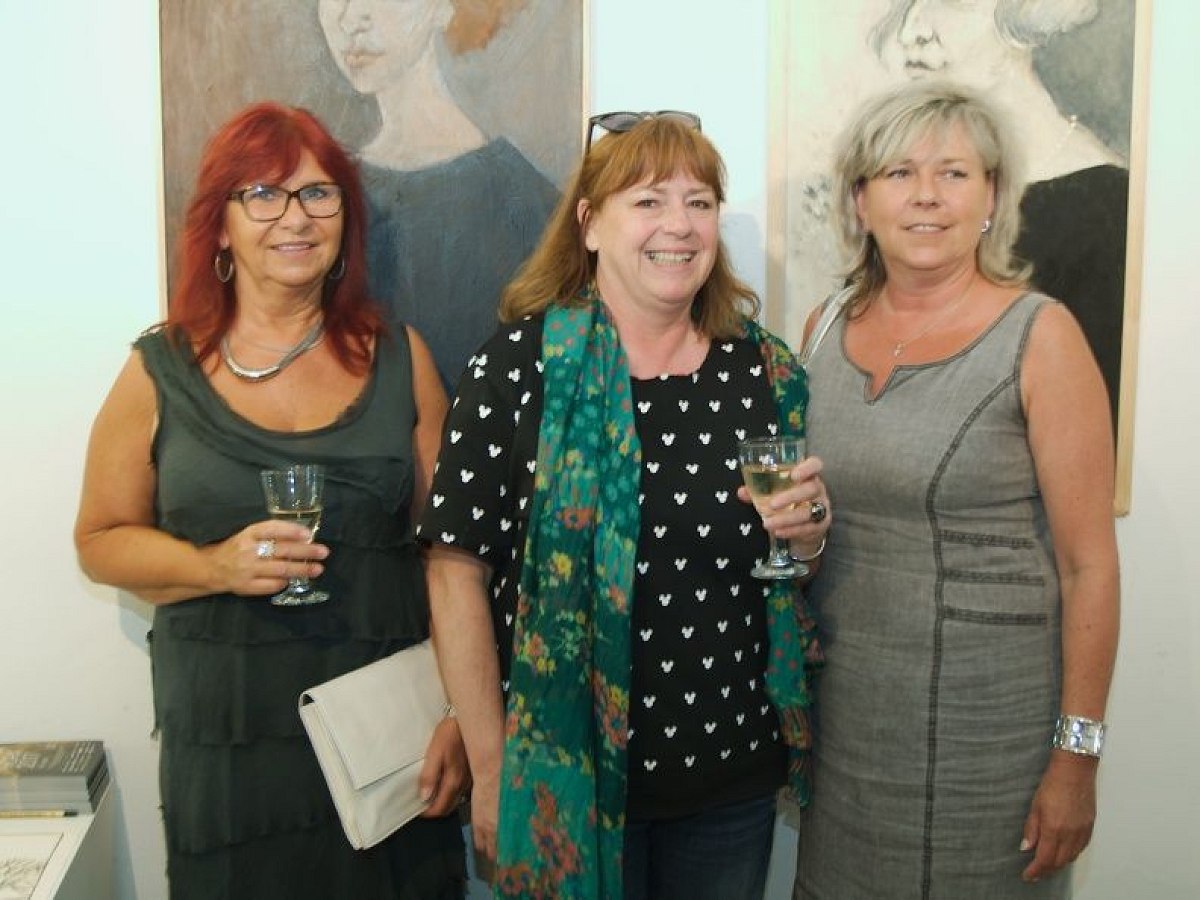 20170629235104-6c4c21ab-me