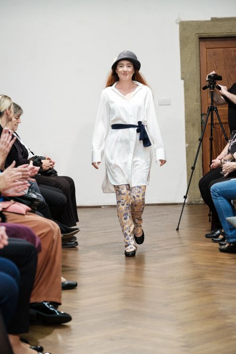 20191107212658-7bd86b15-la