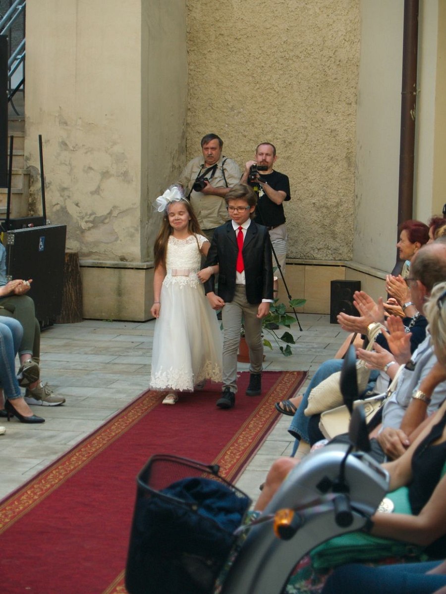 20170629231739-5c7b8243-xx