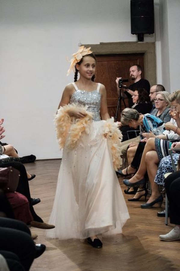 20181104170056-f5179d50-me