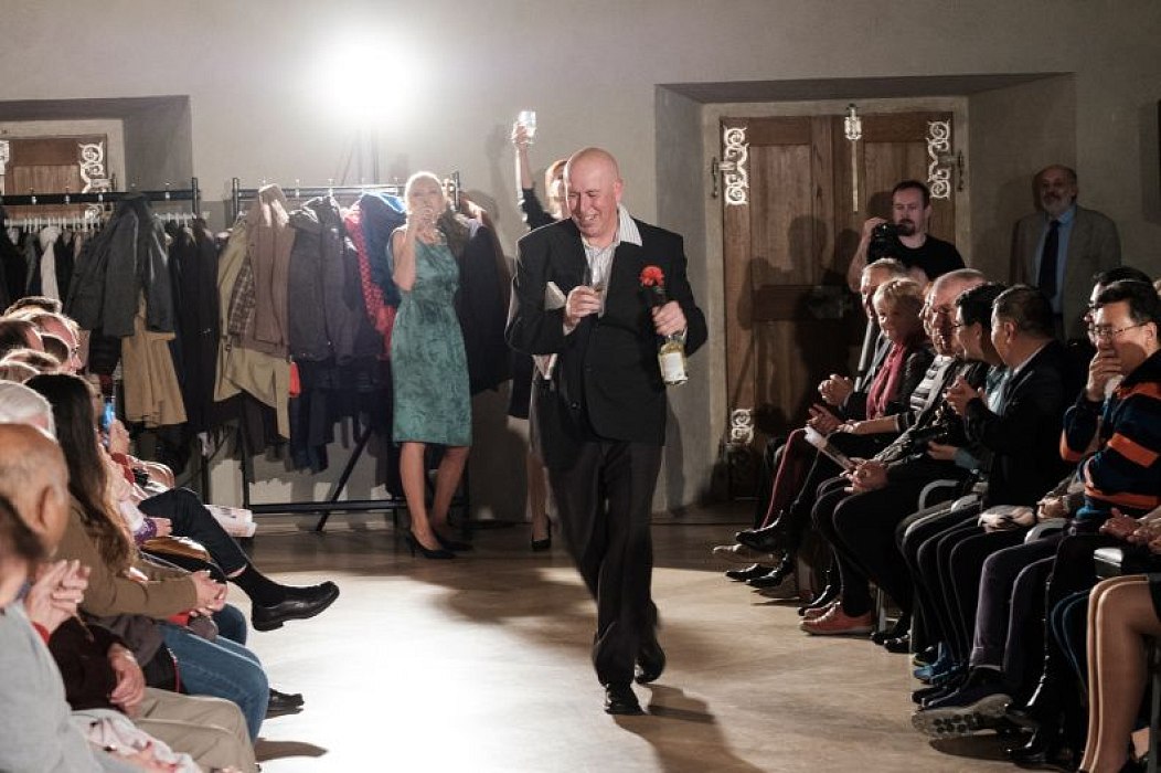 20181104195312-5a045795-me