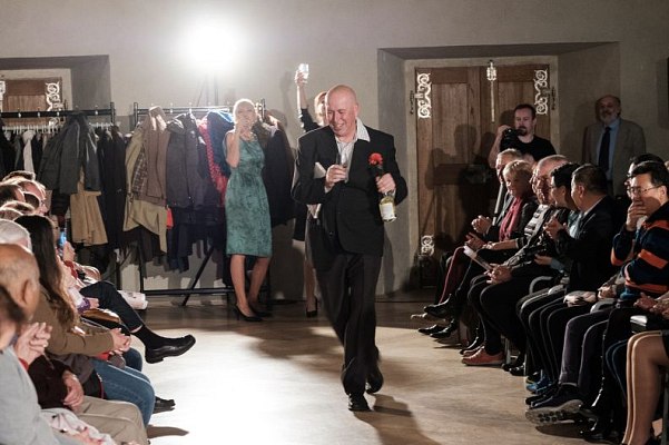 20181104195312-5a045795-me