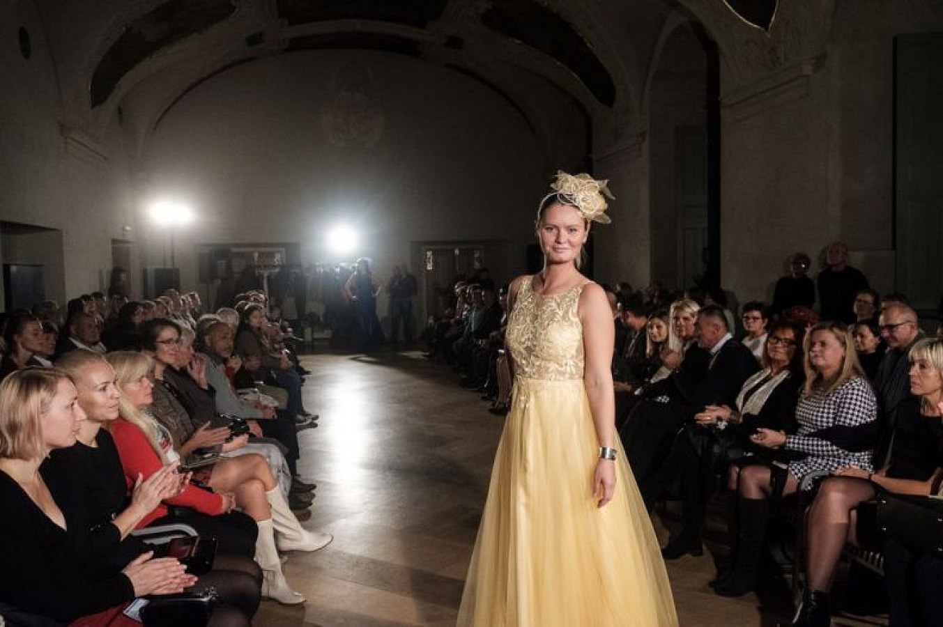 20181114192413-ae769ec4-me