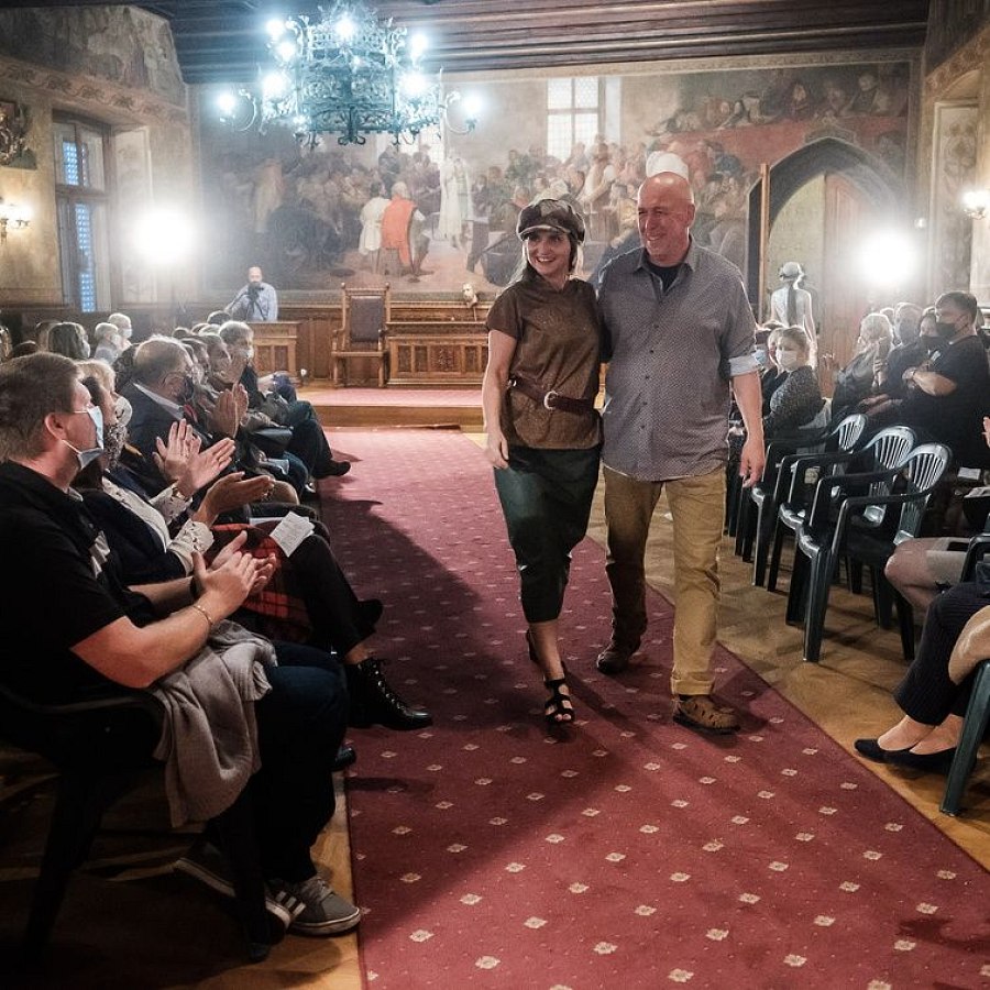 20201007132046-3a63bb04-la