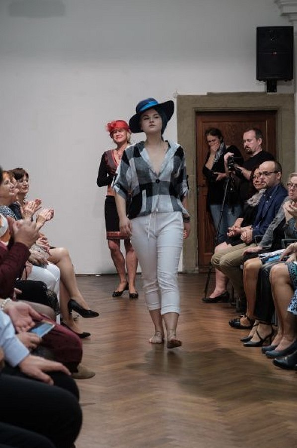 20181104163040-a026d90a-me