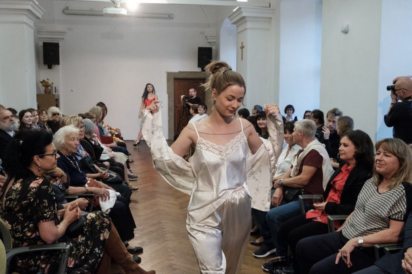 20181104180148-65948c2d-me