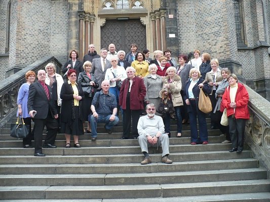 20160426234652-48d79d0b-me