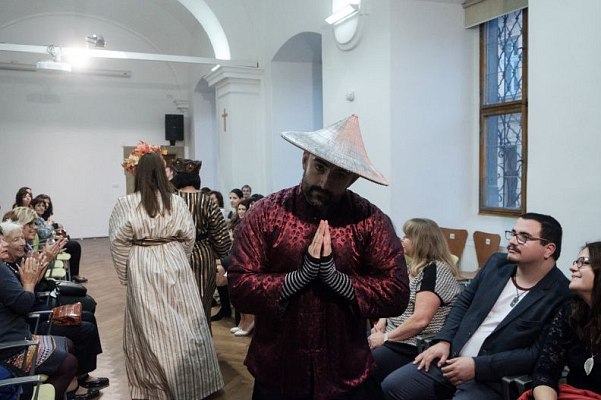 20181104184012-28d30646-me