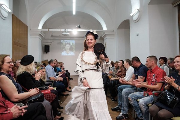 20191107223204-3c0a8f36-me