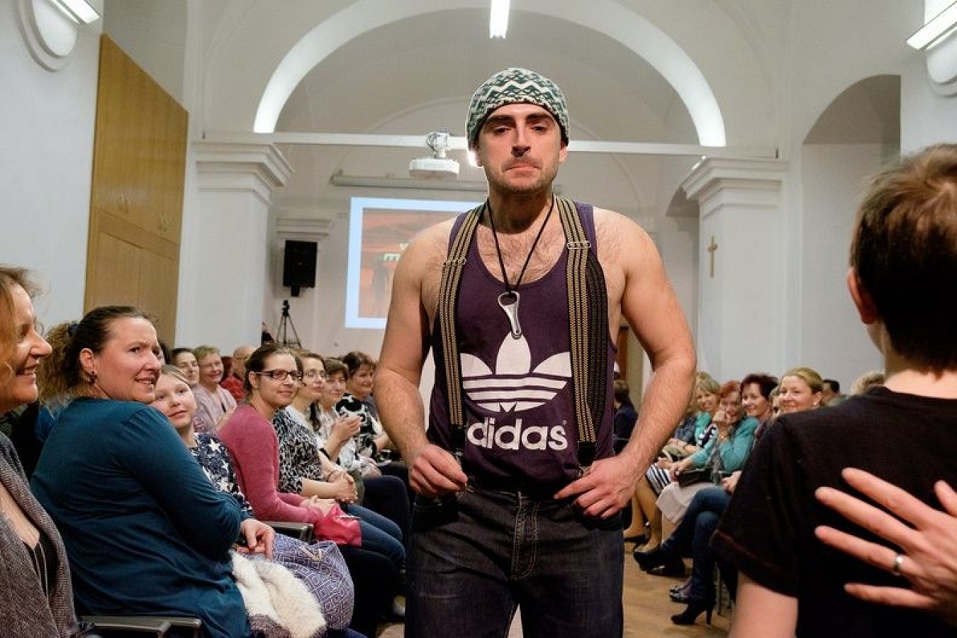 20170401174703-a1072770-me