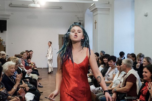 20181104180208-6bba4697-me