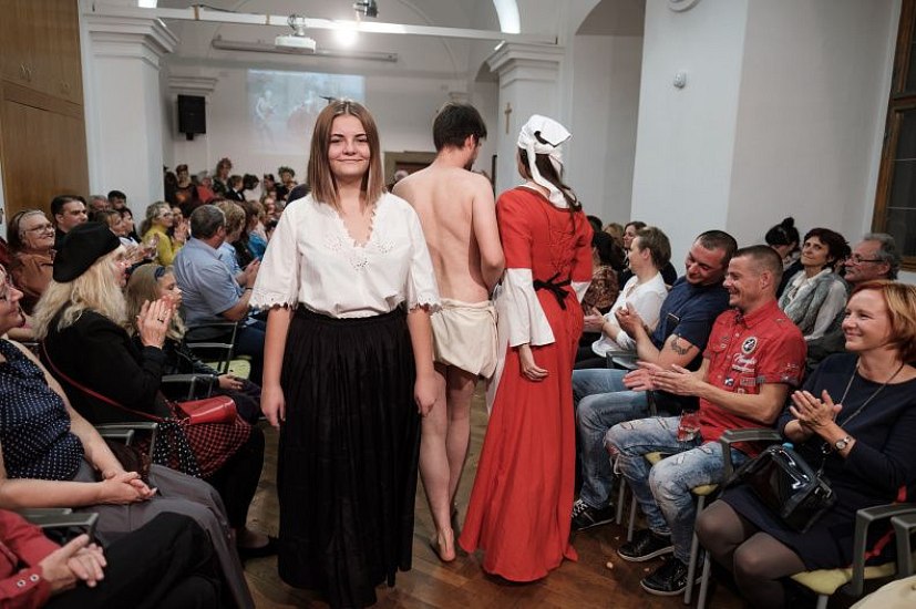 20191107224252-1cd25a99-me