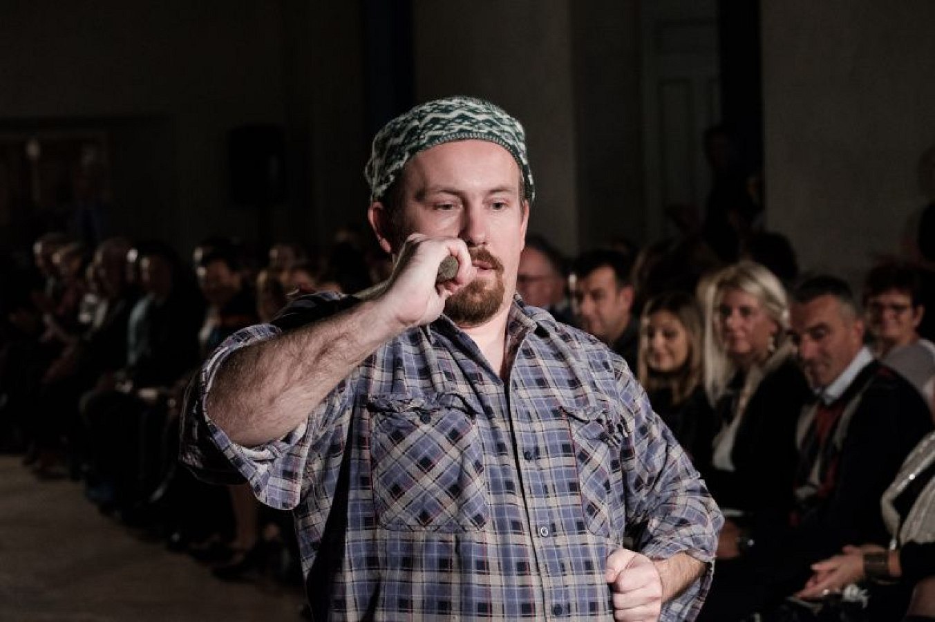 20181104195030-44d5d5b8-me