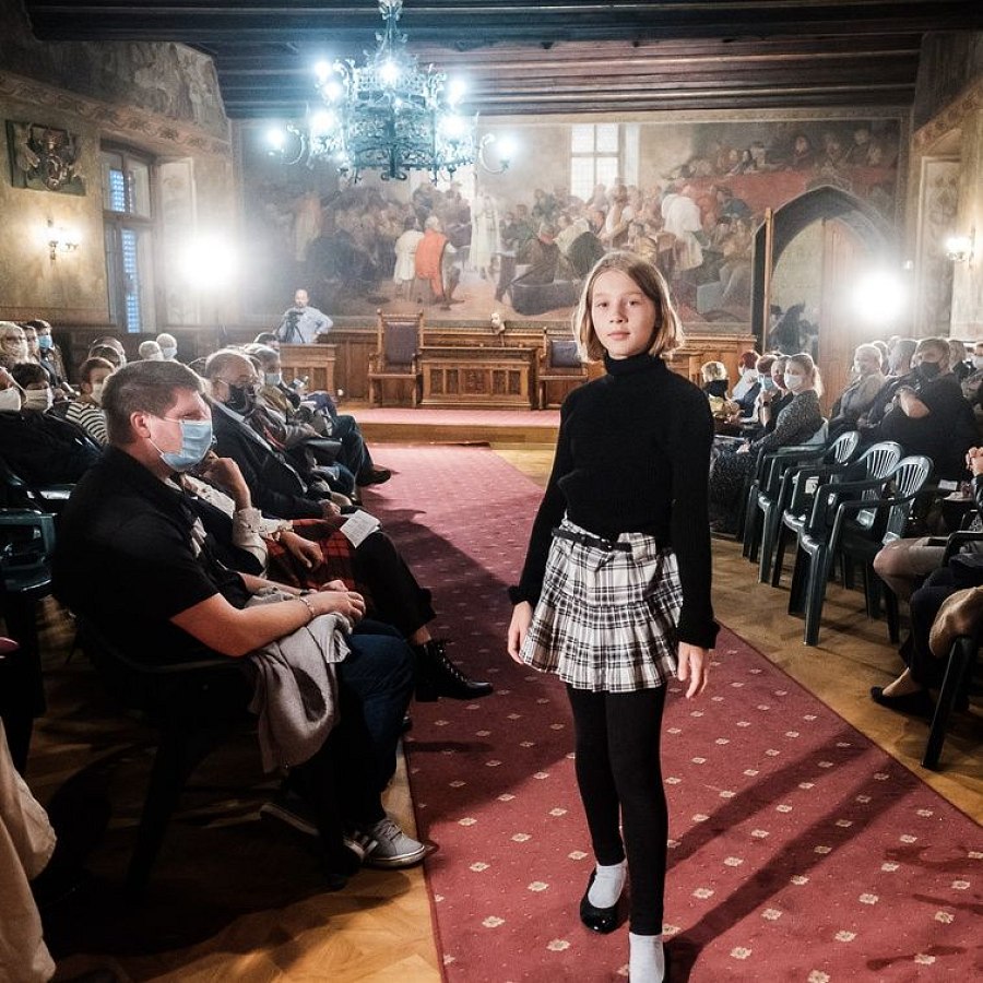 20201007132029-345157b9-la