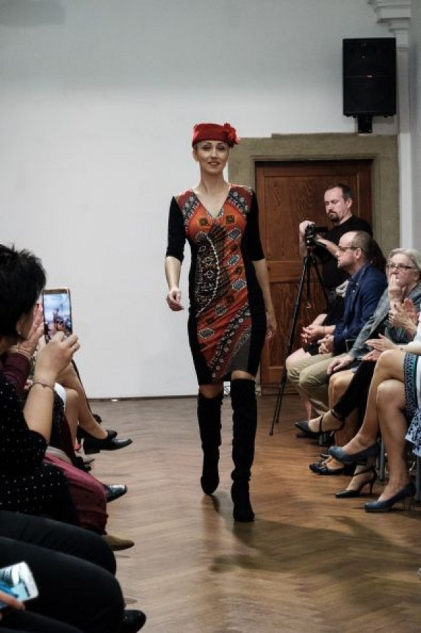 20181104163936-45209805-me