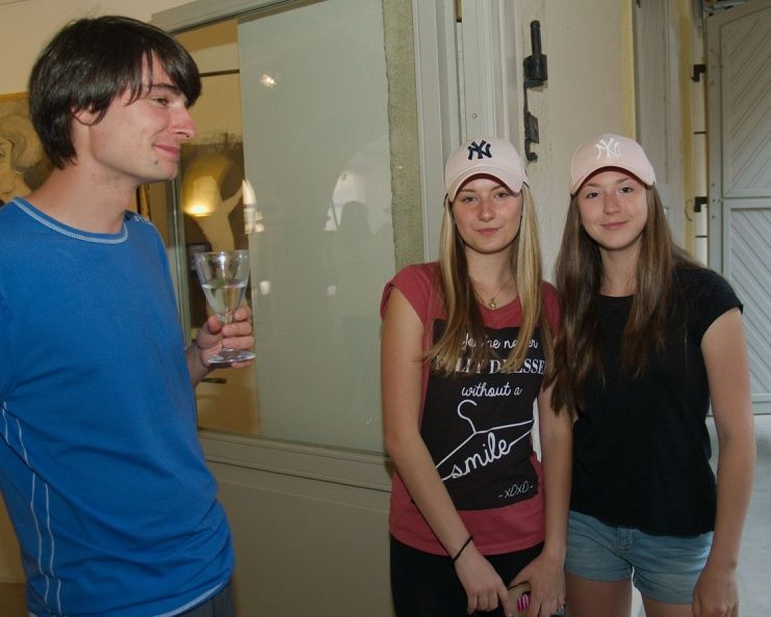 20170629234725-95642fbd-me