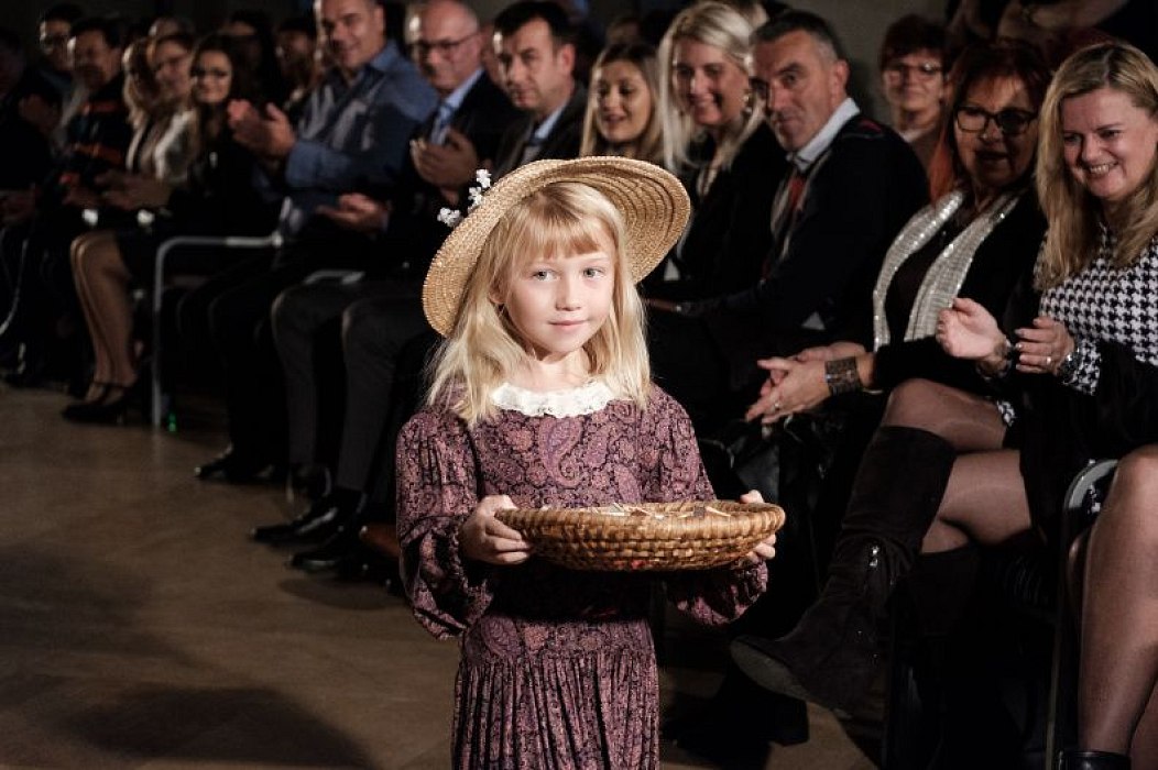 20181104193735-b4e9a028-me