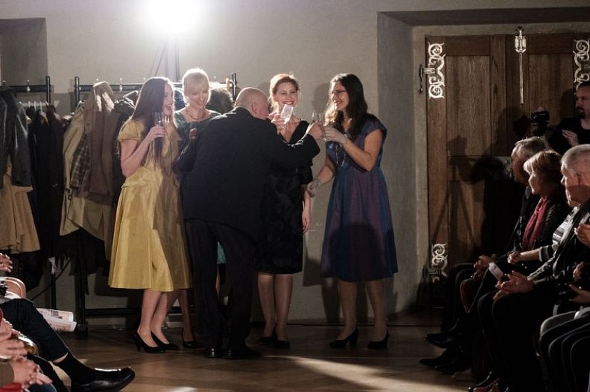 20181114191538-a445116c-me