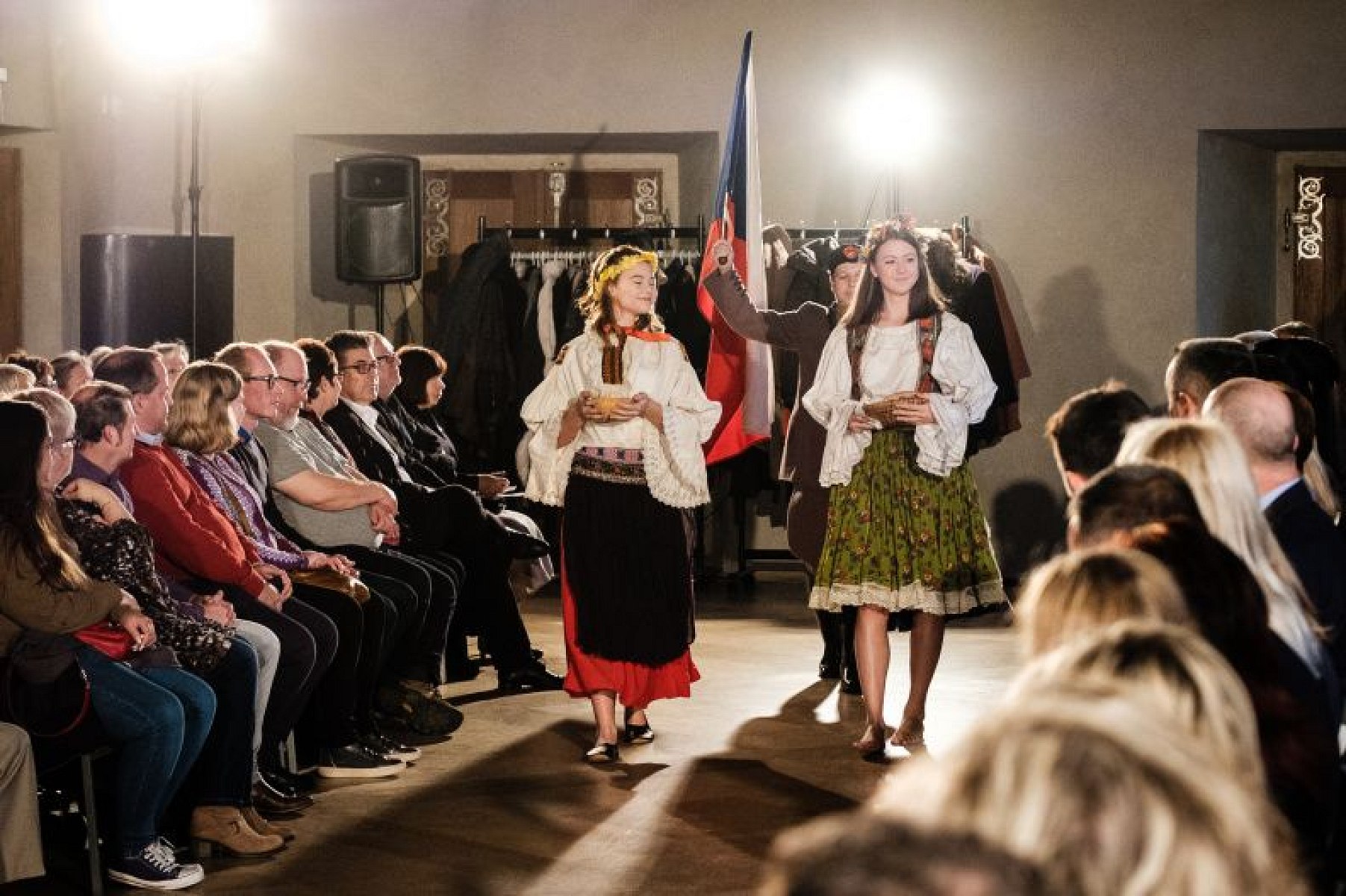 20181104192706-76b30717-me