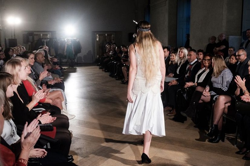 20181104193220-39269a82-me