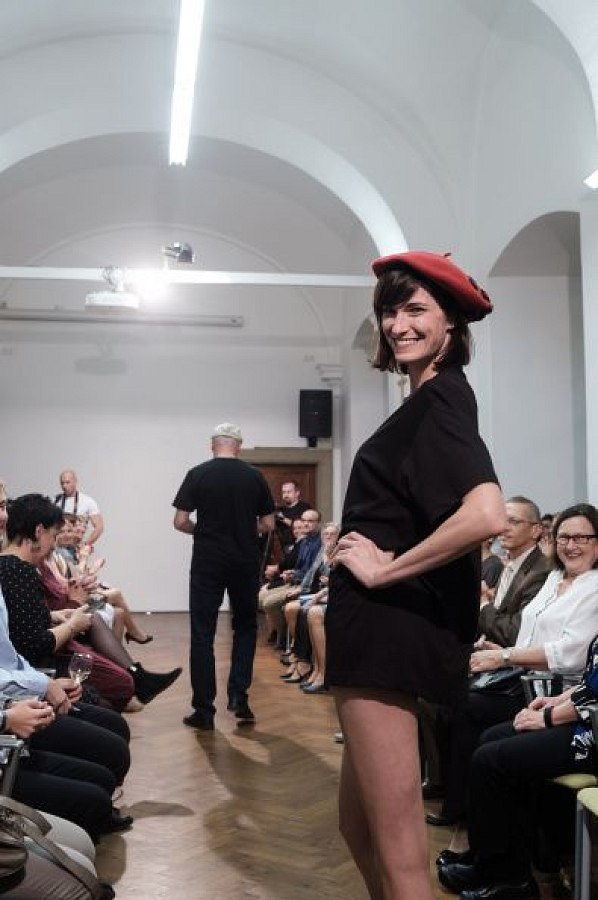 20181104162740-52ed34d4-me