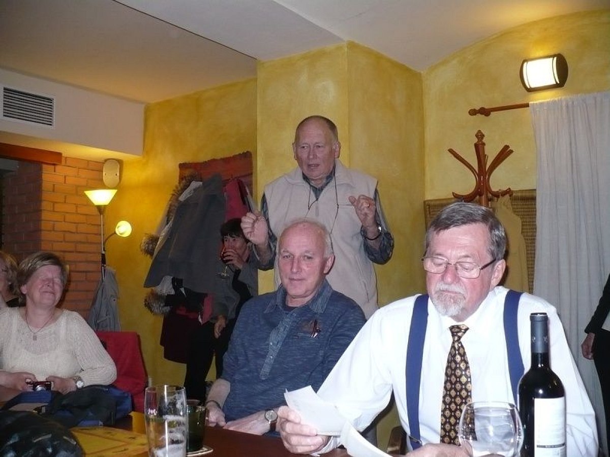 20160426234253-a897223e-me